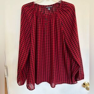 too big for me American living  XL buffalo check red and black blouse s